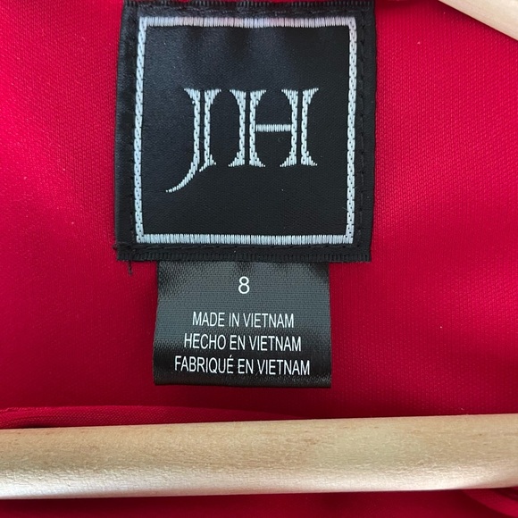 Red Ruched Ruffle Sheath Dress - Picture 3 of 5